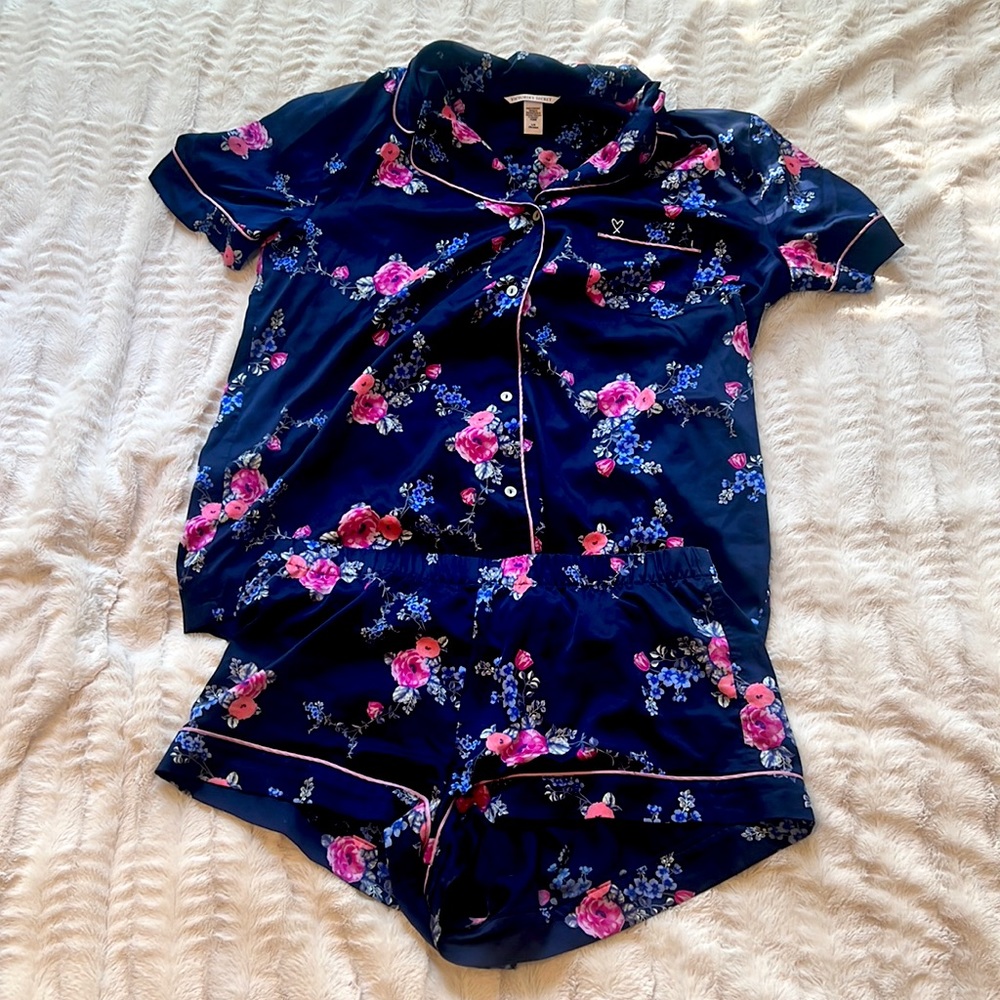 Victoria’s Secret Satin Pajama Set